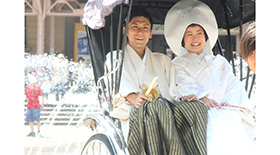 บริการนั่งรถลากฟรี