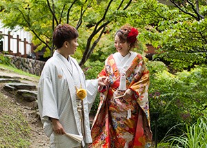 แพ็คเกจถ่ายภาพด้วยชุดแบบญี่ปุ่น + ชุดลำลอง