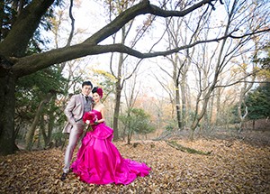 แพ็คเกจถ่ายภาพด้วยชุดแต่งงานสากล + ชุดลำลอง